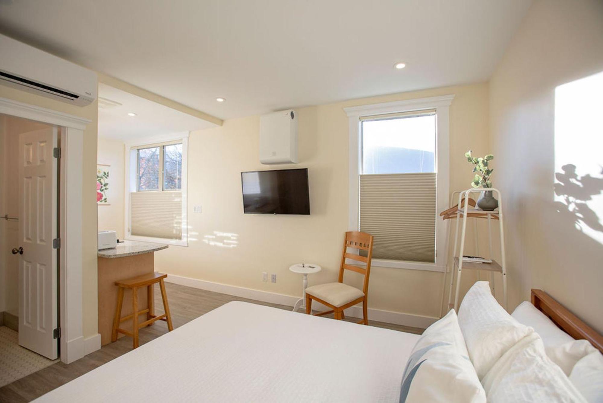 Stirling All Suites Hotel Νέλσον Δωμάτιο φωτογραφία
